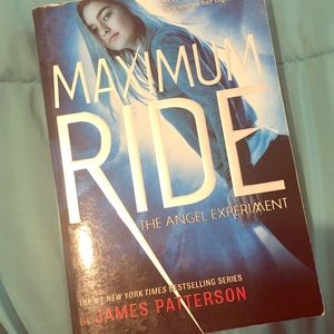 Maximum Ride by James Patterson